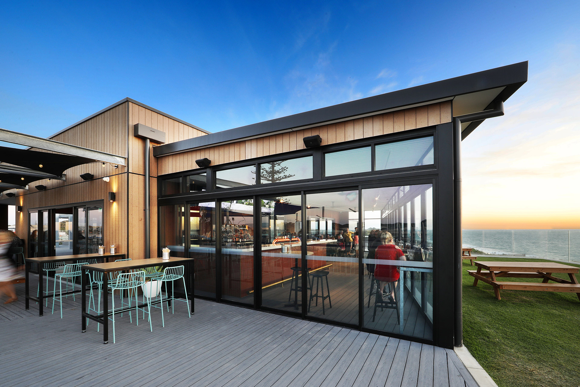 105 Amberton | BeautexWood