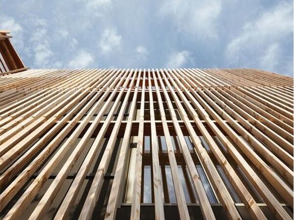 Auminium louvers comparison on modern architectural facades | BeautexWood